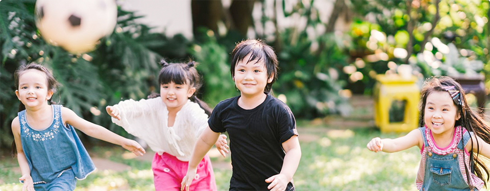 happy-young-kids